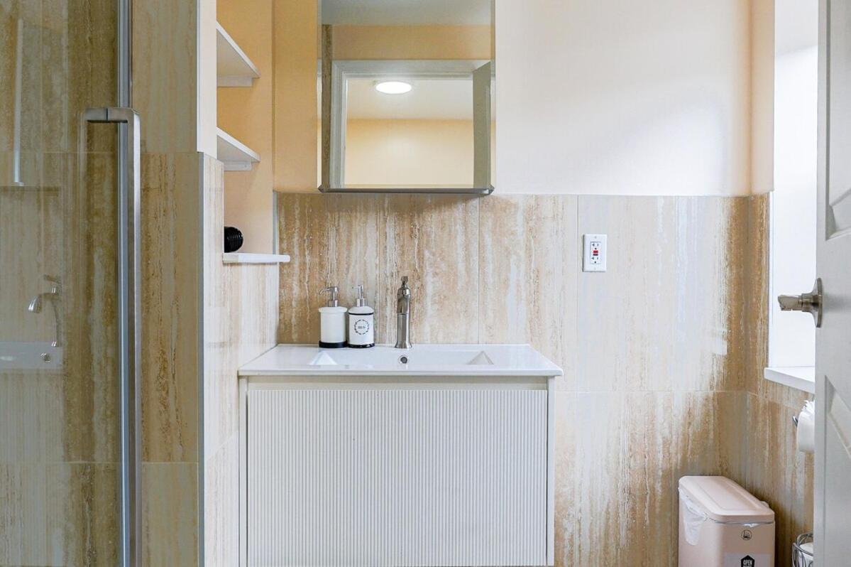 Apartment Spacious 3br Oasis With Patio & Arcade Fun In Philly Philadelphia