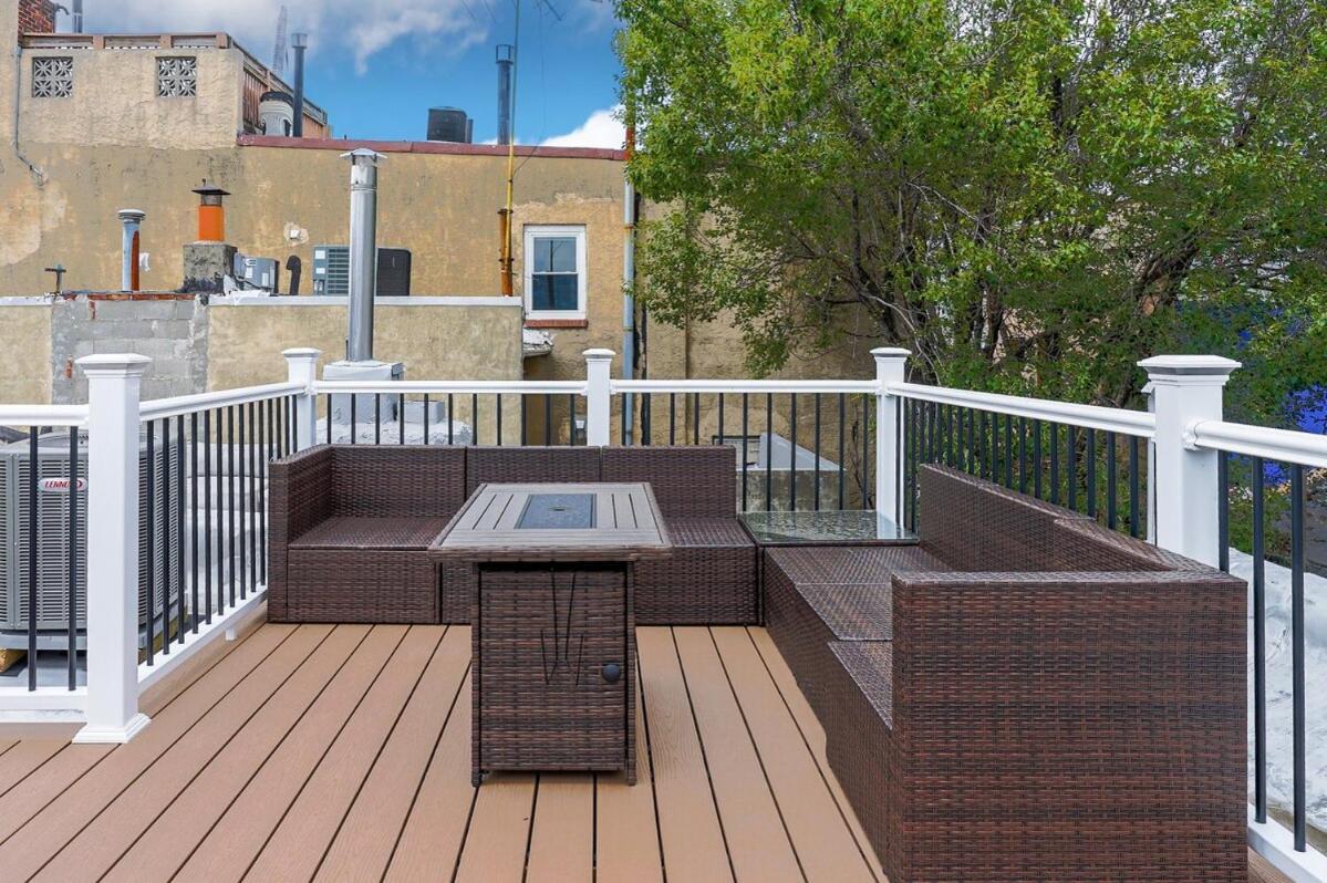 Spacious 3br Oasis With Patio & Arcade Fun In Philly Apartment Philadelphia